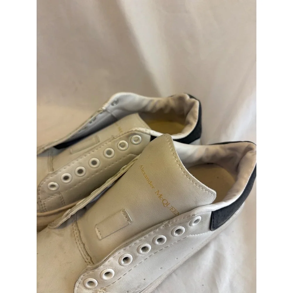 Alexander McQueen Oversized Sneakers White Black Leather IT 36 383942